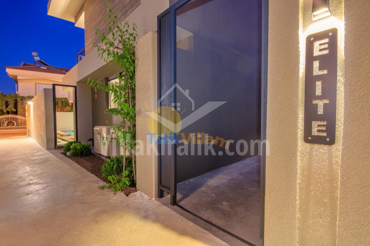 Elite Deluxe Villa