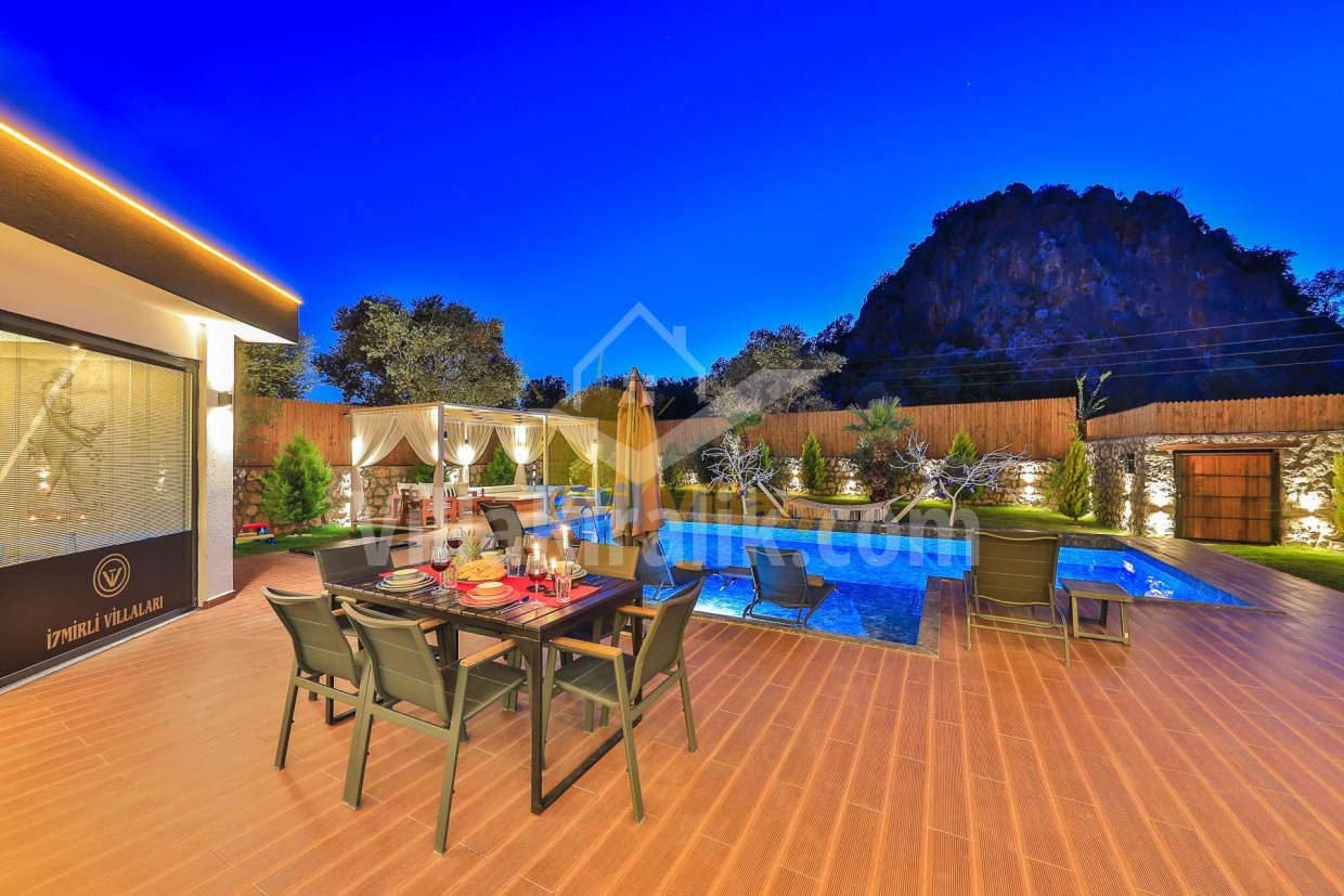 Villa İzmirli 1