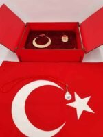 Ahşap Kutulu Ay Yıldız Bayraklı Kadife  Kuran - Görsel 3