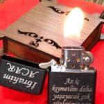 TEFLON SİYAH ÇAKMAK - KUTU HEDİYELİ - KİŞİYE ÖZEL YAZI İLE