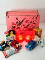 Açılan Kalpli Çerçeveli Kutu Kombin - Görsel 3