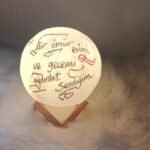 AY ŞEKLİNDE DEKORATİF BİBLO - IŞIKLI VE YAZILI